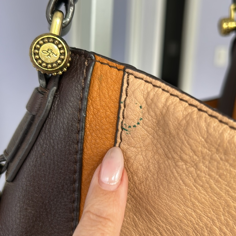OrYANY Angelique Hobo Leather Slouch bag with contrast trim and tassel bag charm - Picture 12 of 12